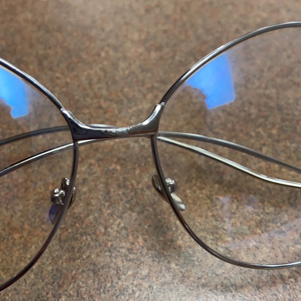 Uniquely Designed Eye Glass Frames - image 7